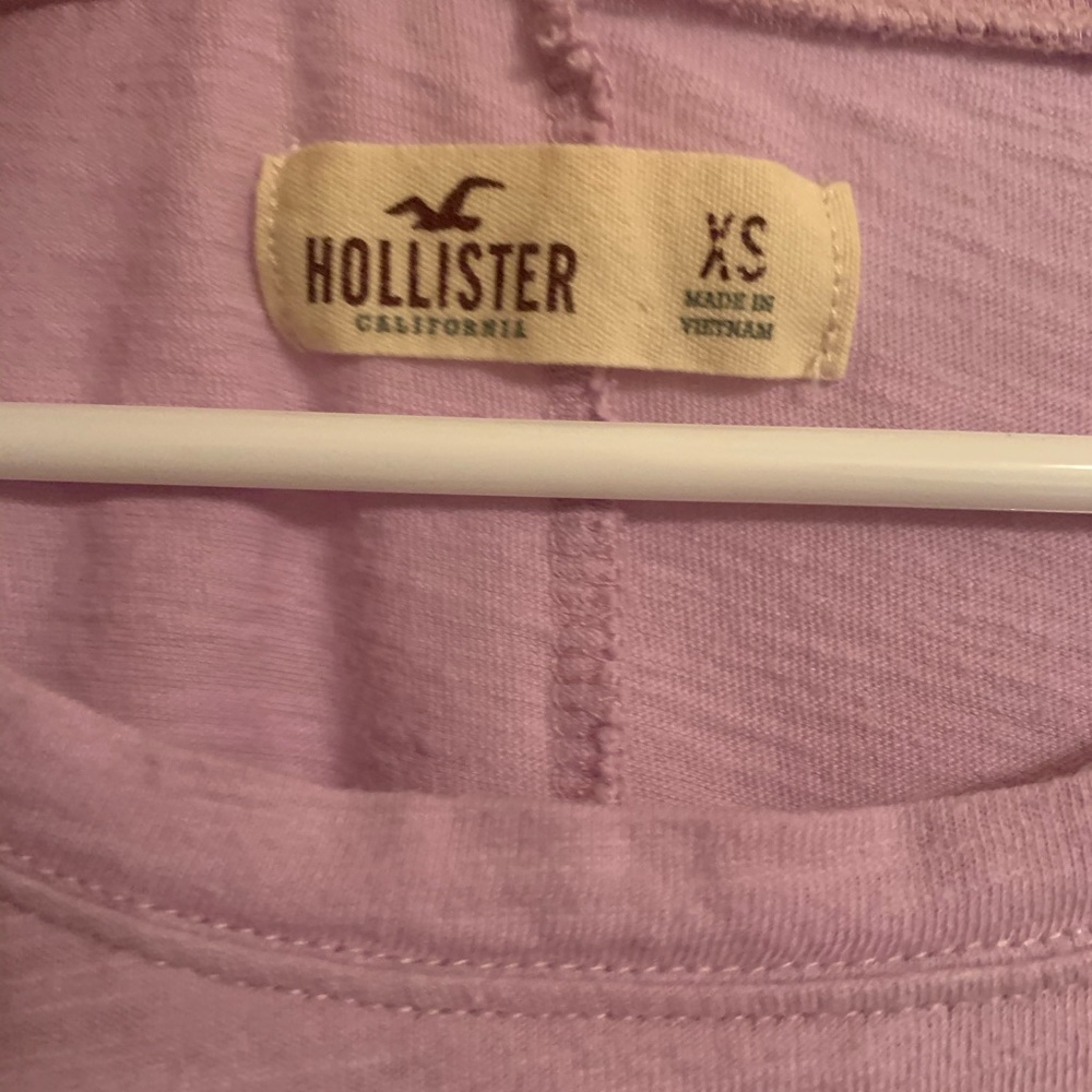 HOLLISTER PURPLE RUFFLE SHIRT - Picture 3 of 3